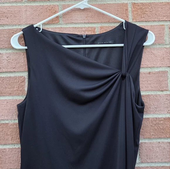 David Meister Asymmetric sheath dress size 10 black - Picture 2 of 3